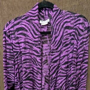 All Hours Womens Size XL Purple and Black Animal Print Shrug